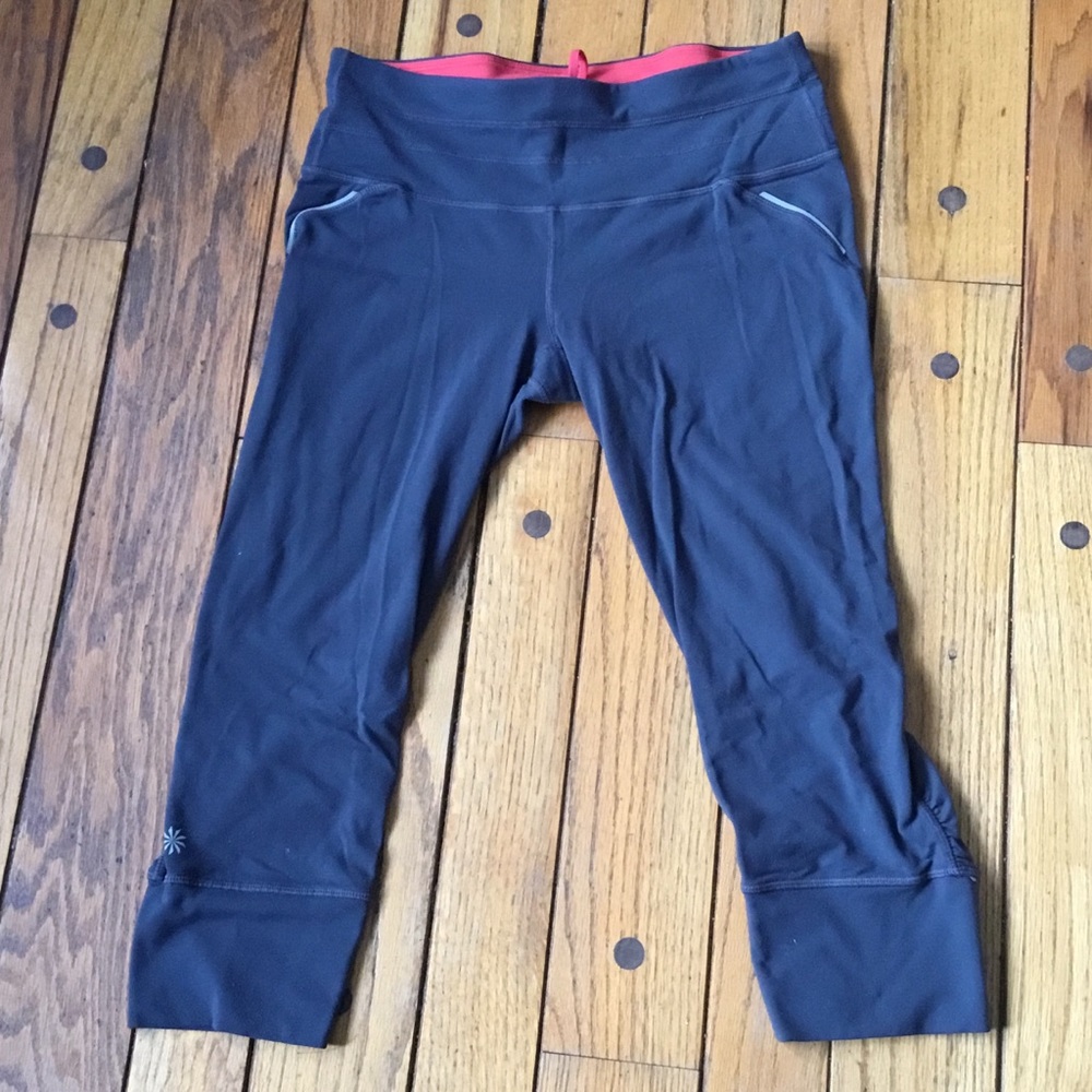 🏃🏻‍♀️ATHLETA “RELAY” RUNNING CAPRI🏃🏻‍♀️